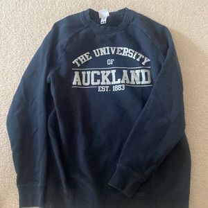 University of Auckland NZ sweatshirt